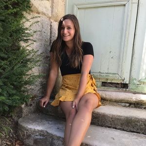 Meet your Posher, Hannah